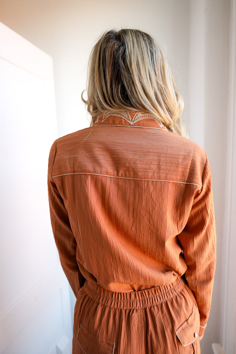 Howdy Hanny Long Sleeve Applique Floral Blouse 