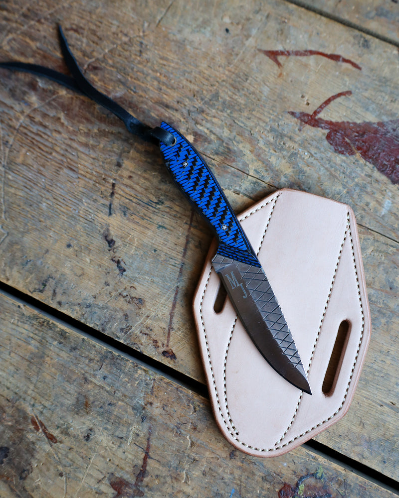 EXOTIC TEXAS KNIVES BLUE AND BLACK CARBON MEDIUM COWBOY KNIFE