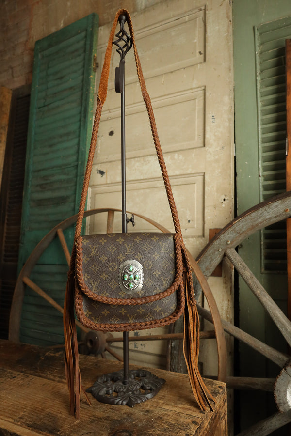 Leather and Vodka Saint Cloud GM 5 Love Tokens Stones Bag