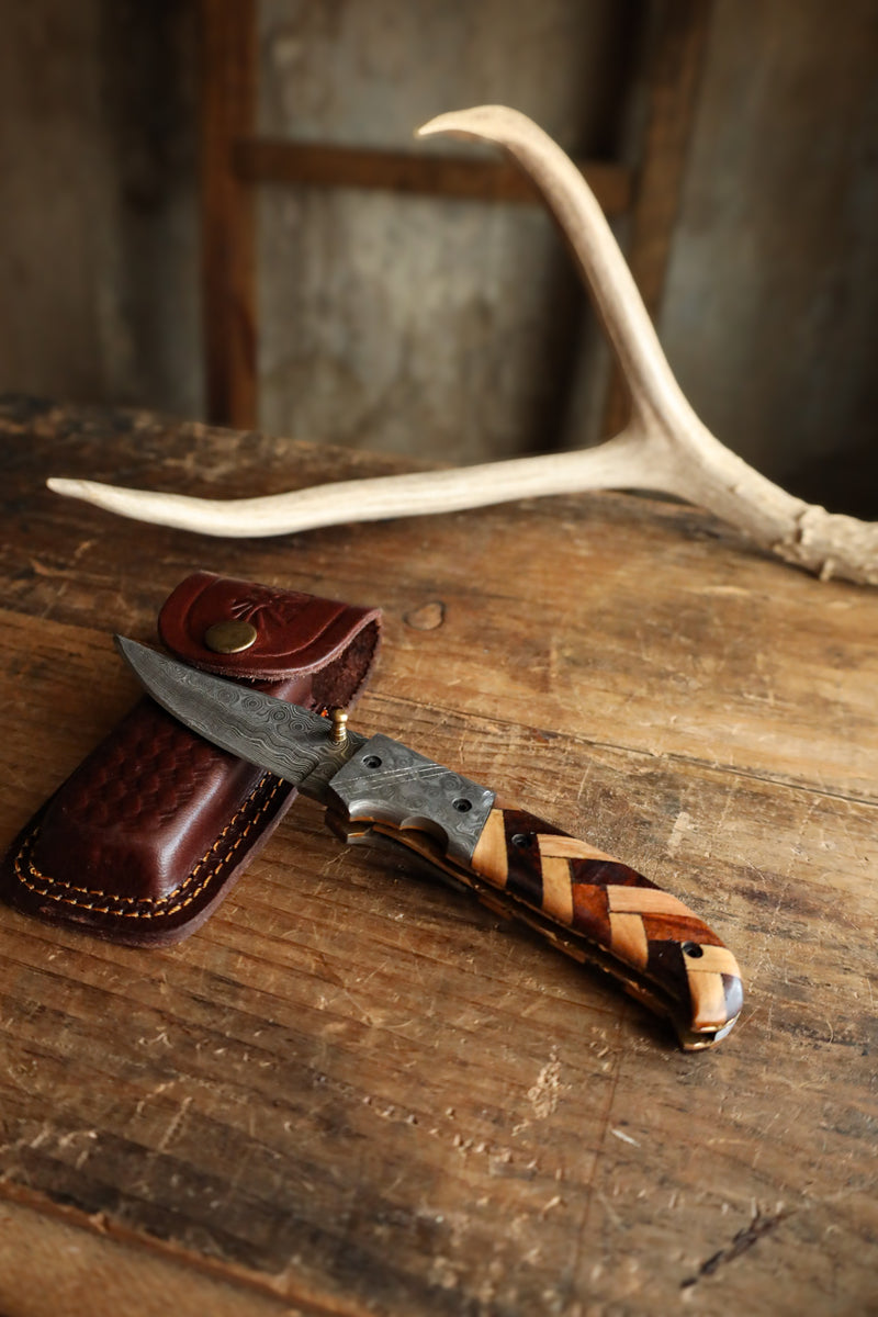 TITAN INTERNATIONAL RAINDROP DAMASCUS FOLDING BLADE/ EDC/ CHECKERED (WALNUT & OLIVE)