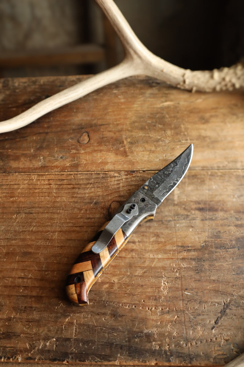 TITAN INTERNATIONAL RAINDROP DAMASCUS FOLDING BLADE/ EDC/ CHECKERED (WALNUT & OLIVE)