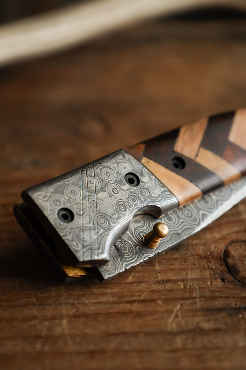 TITAN INTERNATIONAL RAINDROP DAMASCUS FOLDING BLADE/ EDC/ CHECKERED (WALNUT & OLIVE)