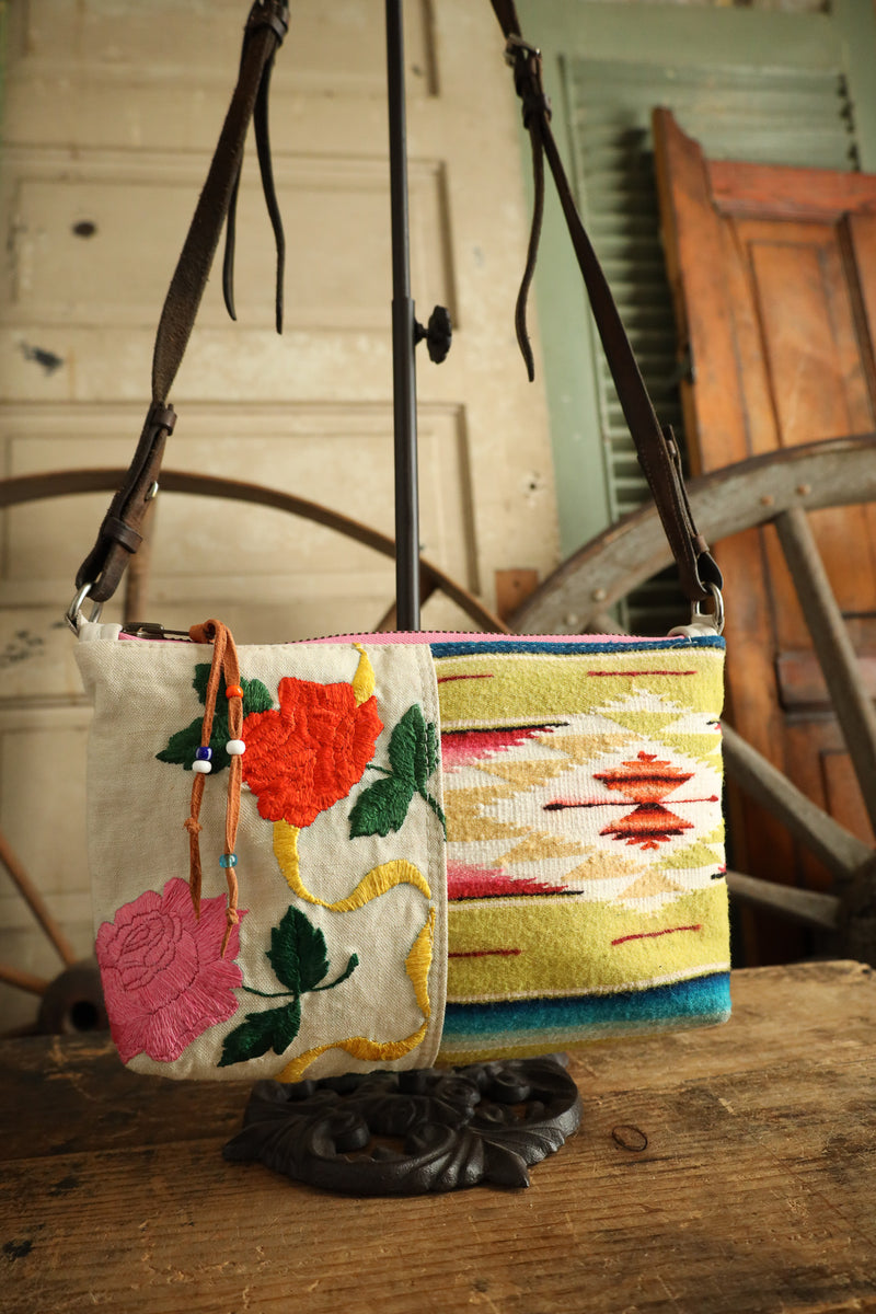 Totem Vintage Serape Embroidered Shoulder Handbag