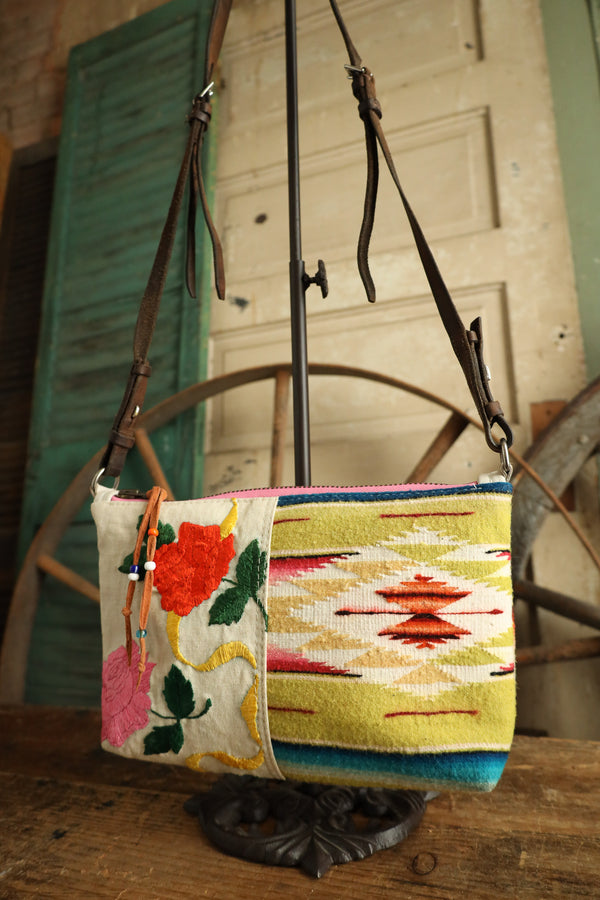 Totem Vintage Serape Embroidered Shoulder Handbag