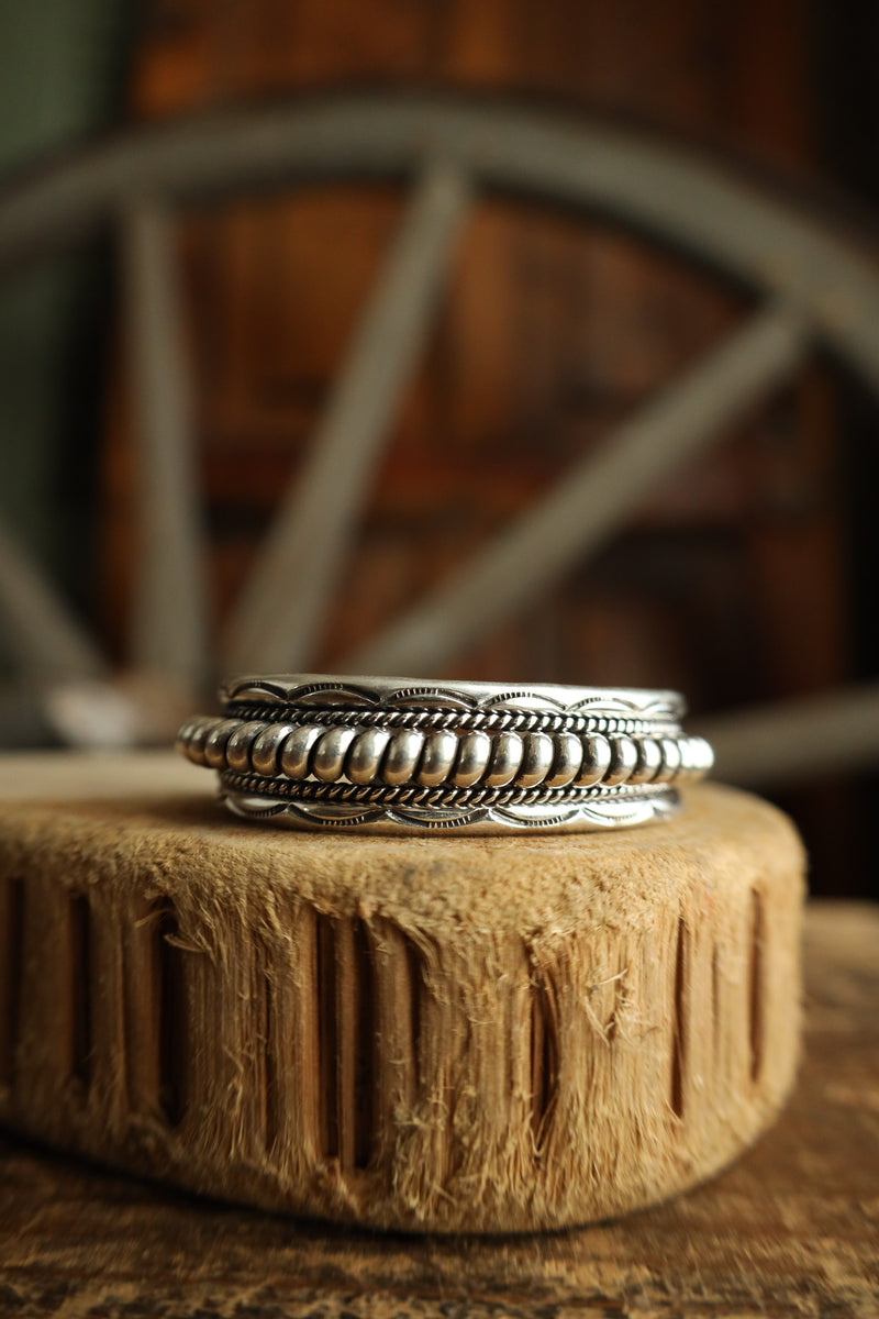 Large Rope Center Cuff