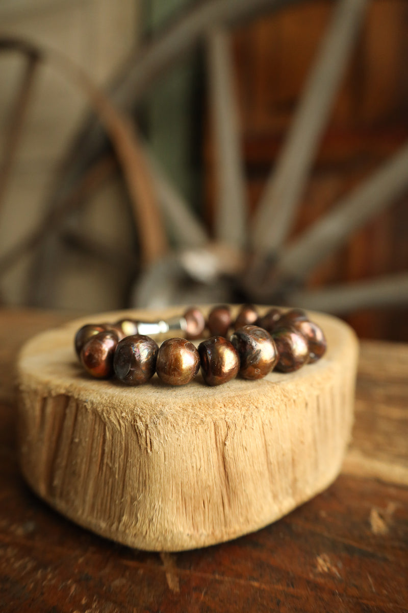 Brown Pearls Magnet Clasp Bracelet