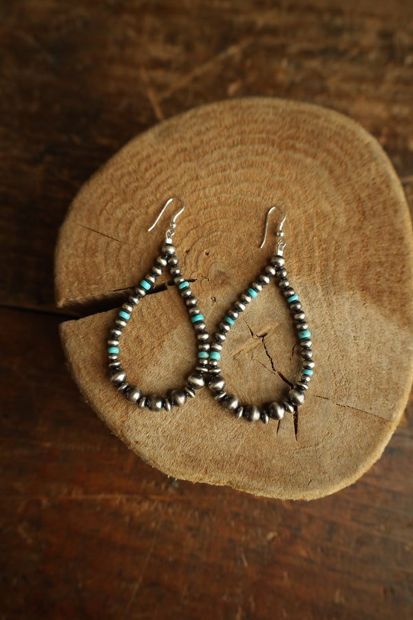 Graduated Navajo Pearls and Turquoise Beads Loop Earring