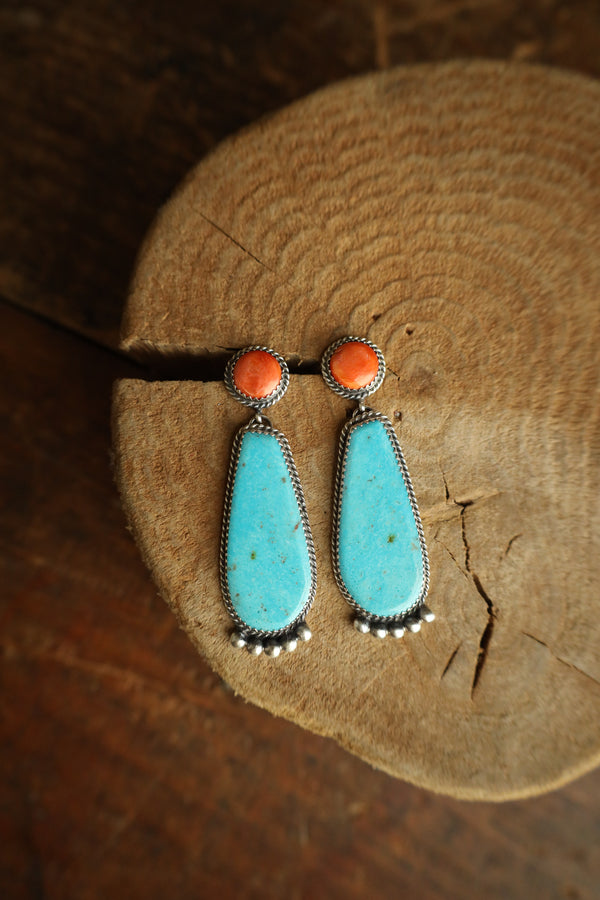 Spiny Oyster Round and Long Turquoise Post Earring