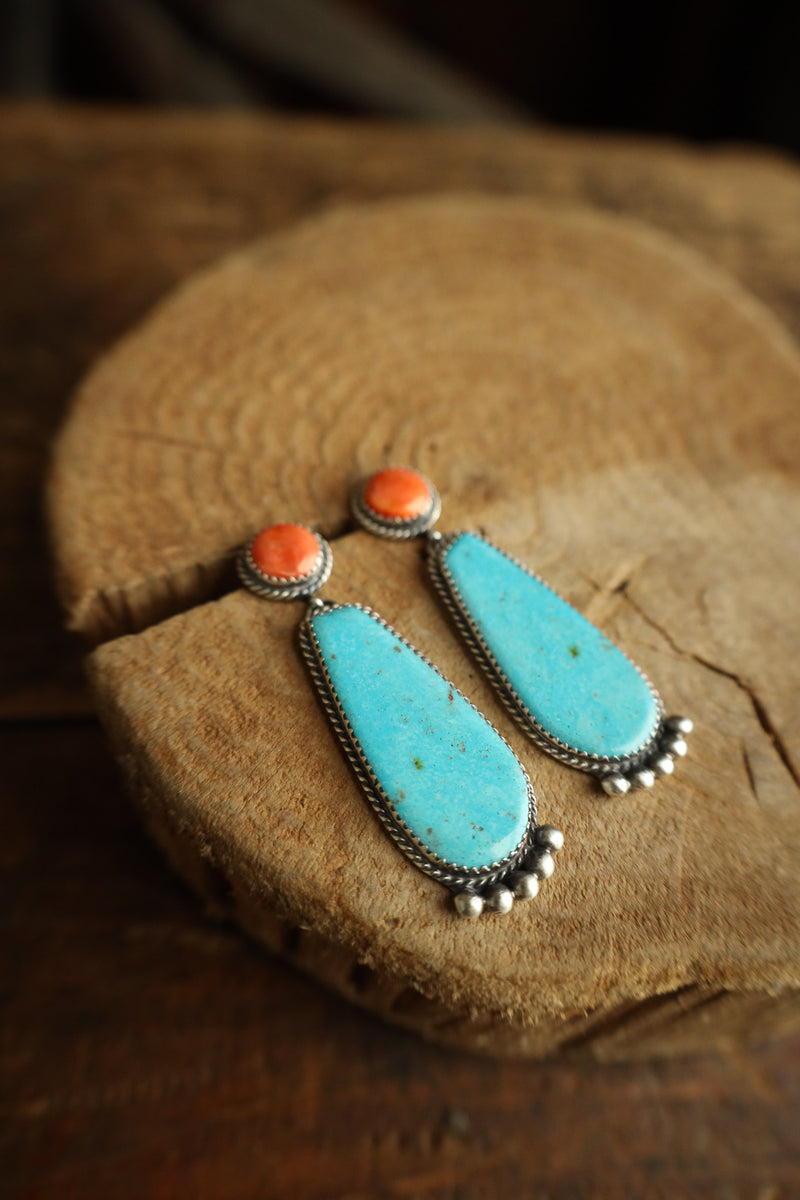 Spiny Oyster Round and Long Turquoise Post Earring