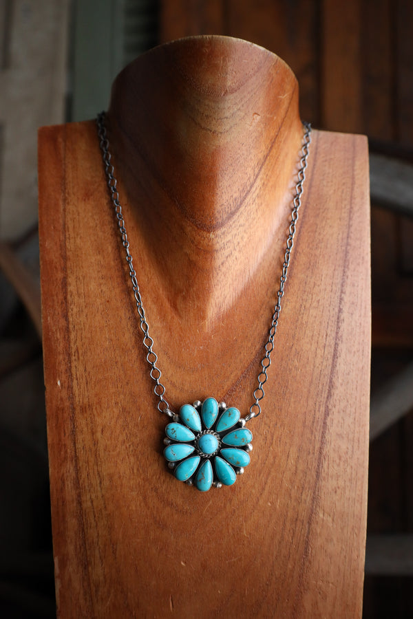 Turquoise Flower On Chain Necklace 
