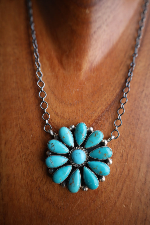 Turquoise Flower On Chain Necklace 