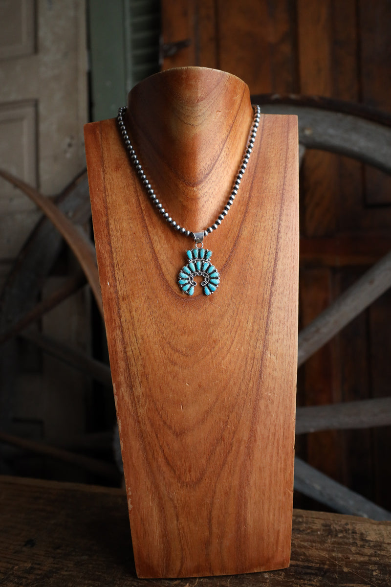 Turquoise Naja On 16" Navajo Pearl Necklace 