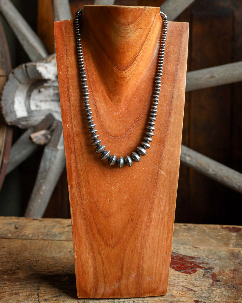 20" Graduated Navajo Pearl Saucers Necklace