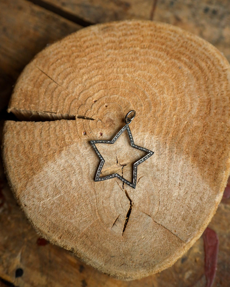 Open Star Black Diamonds Pendant 