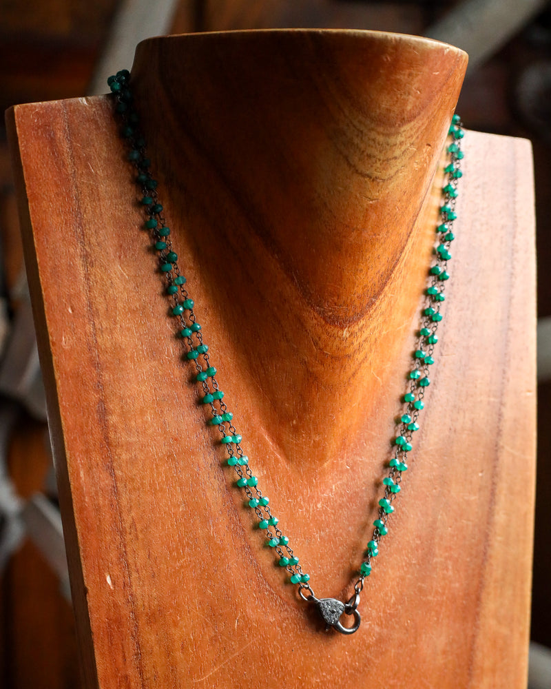 Green Beads Heart Black Diamonds Clasp Necklace 