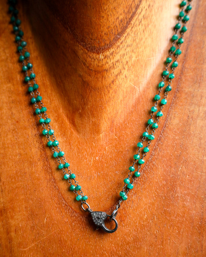 Green Beads Heart Black Diamonds Clasp Necklace 