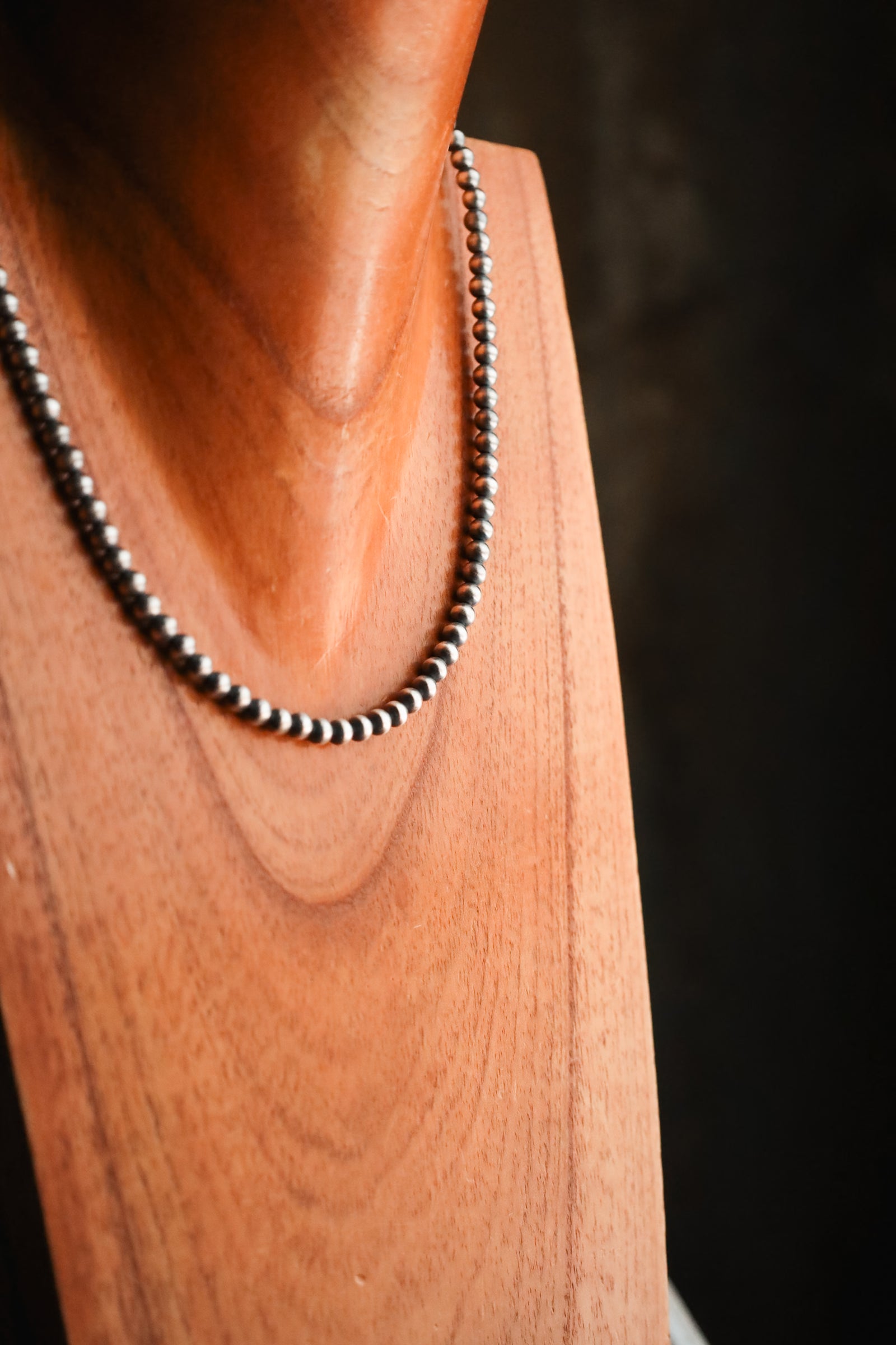 Sterling Silver Navajo Pearl 18
