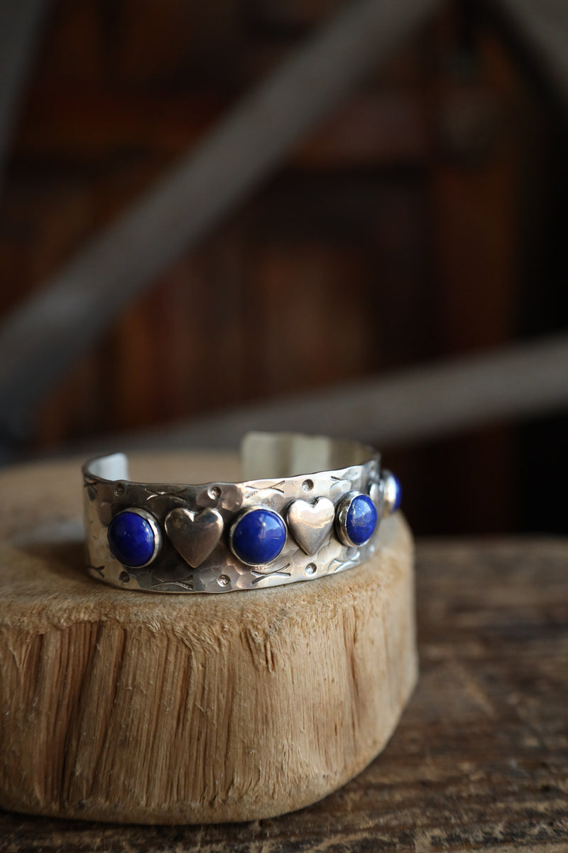 Richard Schmidt 3 Hearts 4 Lapis Rounds .75" Cuff