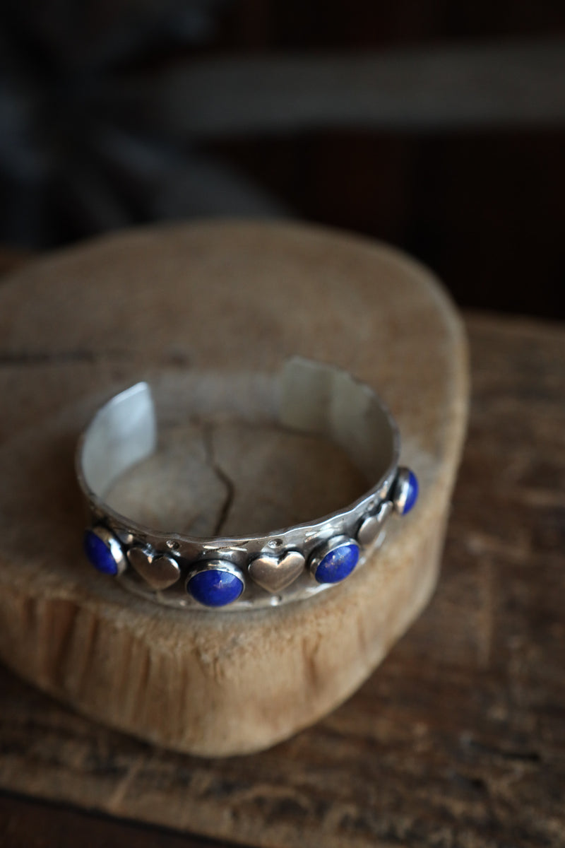 Richard Schmidt 3 Hearts 4 Lapis Rounds .75" Cuff
