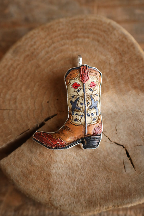 Coreen Cordova Boot With Birds And Roses Pendant 