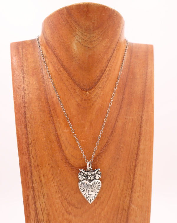 MARGARET SULLIVAN LONGHORN AND CACTUS SMALL PUFFY HEART NECKLACE 