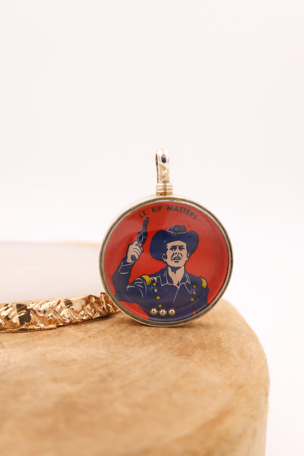 COWBOY RIP MASTERS WITH BEADS PENDANT