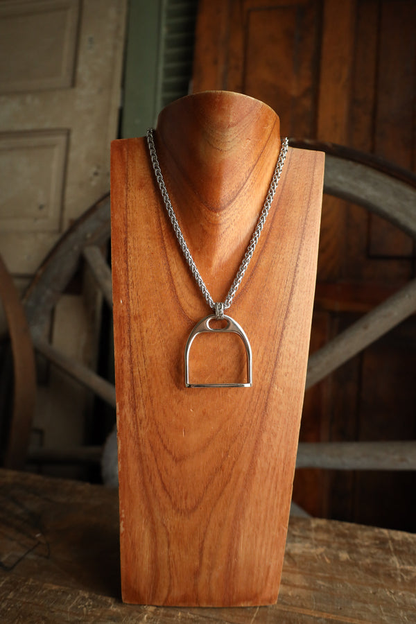 V2 Designs Extra Large Stirrup Necklace 
