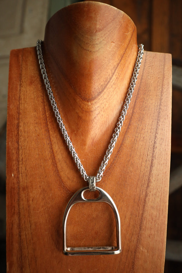 V2 Designs Extra Large Stirrup Necklace 