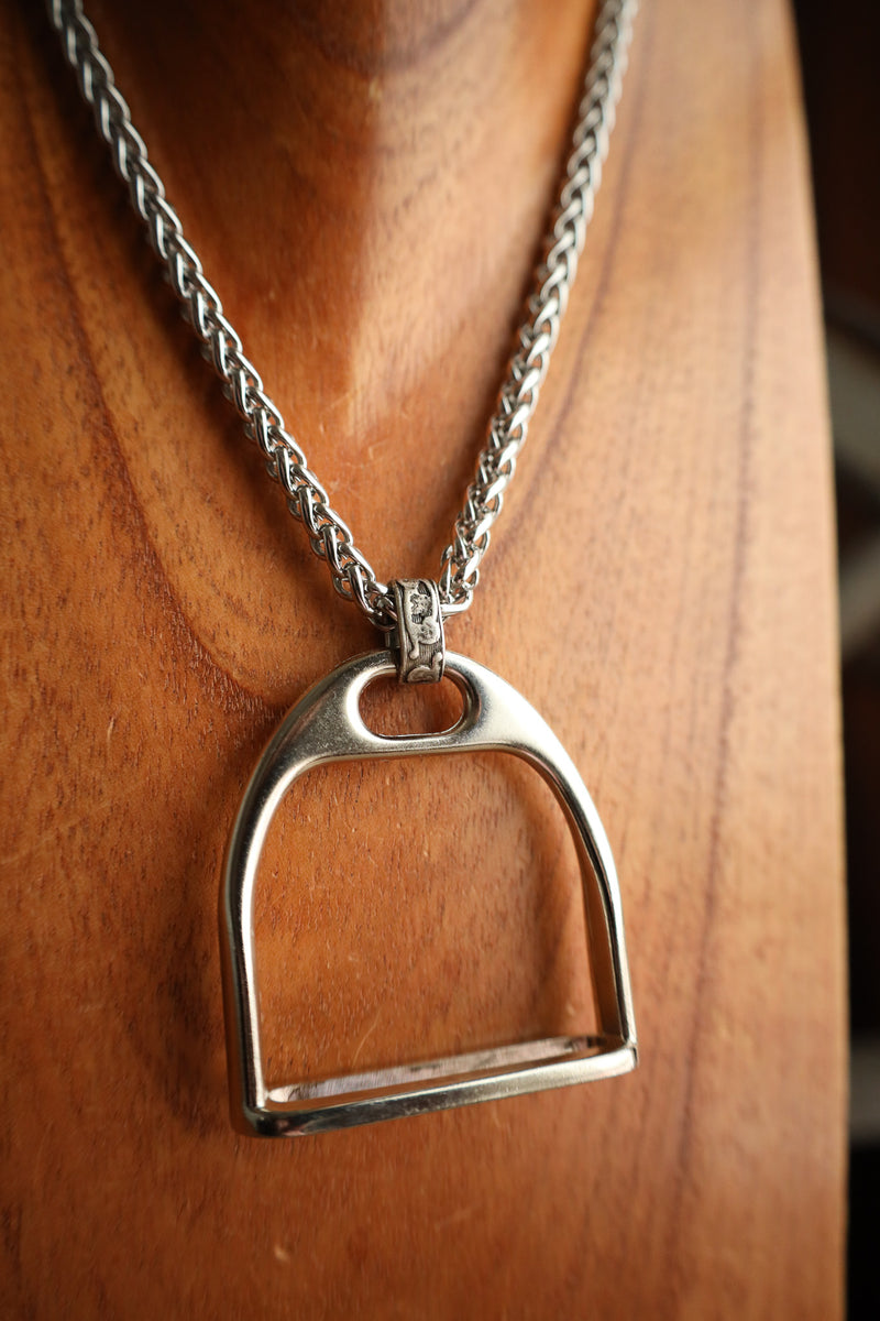 V2 Designs Extra Large Stirrup Necklace 