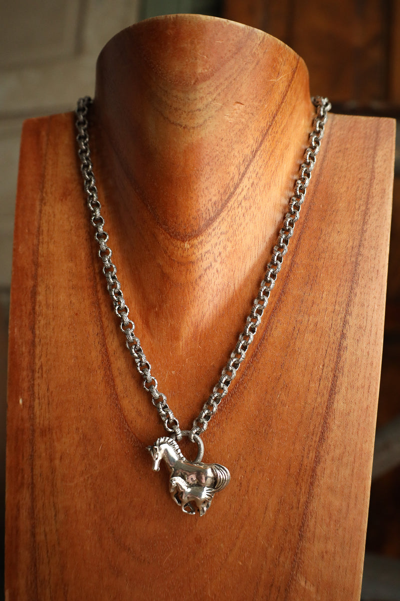 V2 Designs Sterling Silver Mare With Foal Necklace 
