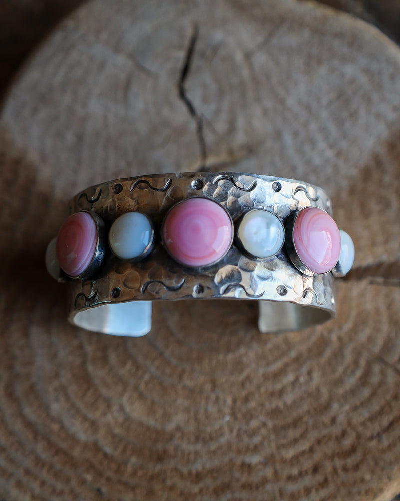 Richard Schmidt 3 Pink Conch 4 Mother Of Pearl Alternate Bracelet