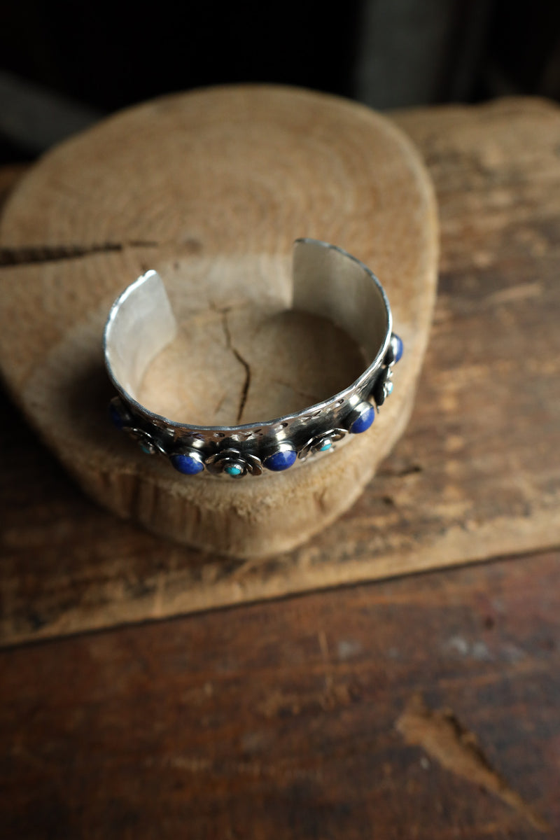 Richard Schmidt 5 Lapis 4 Turquoise Flower 1" Cuff