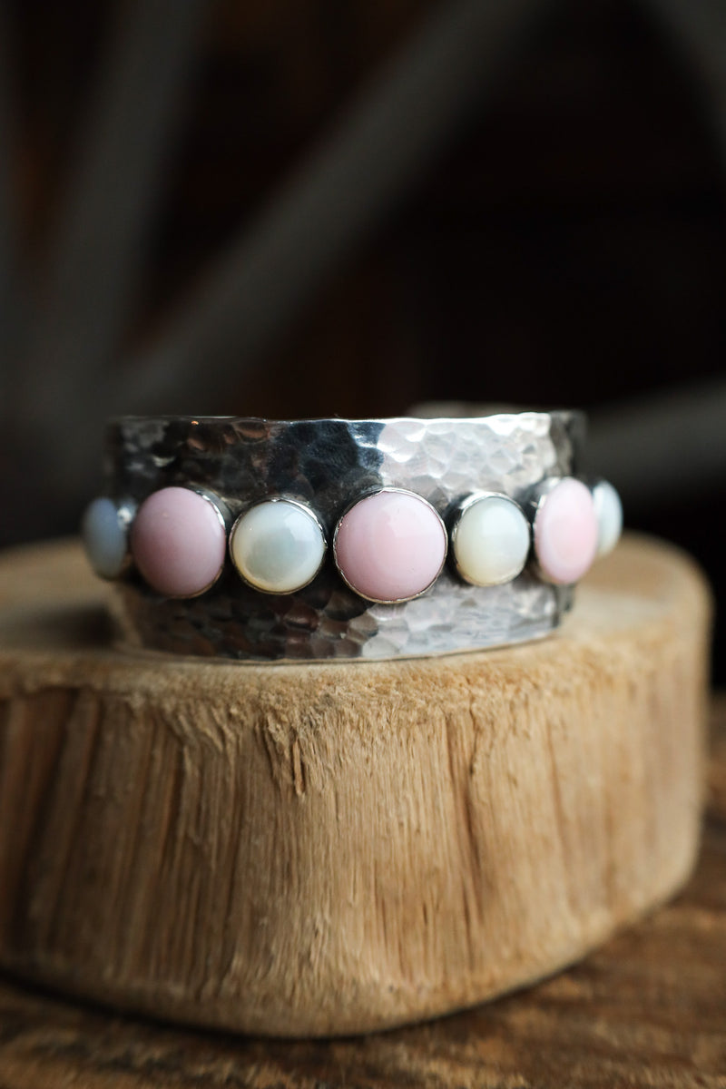 Richard Schmidt 4 Moonstone 3 Pink Conch 1" Bracelet