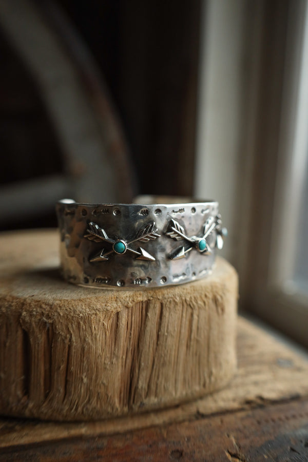 Richard Schmidt 3 Turquoise Cross Arrow 1" Cuff