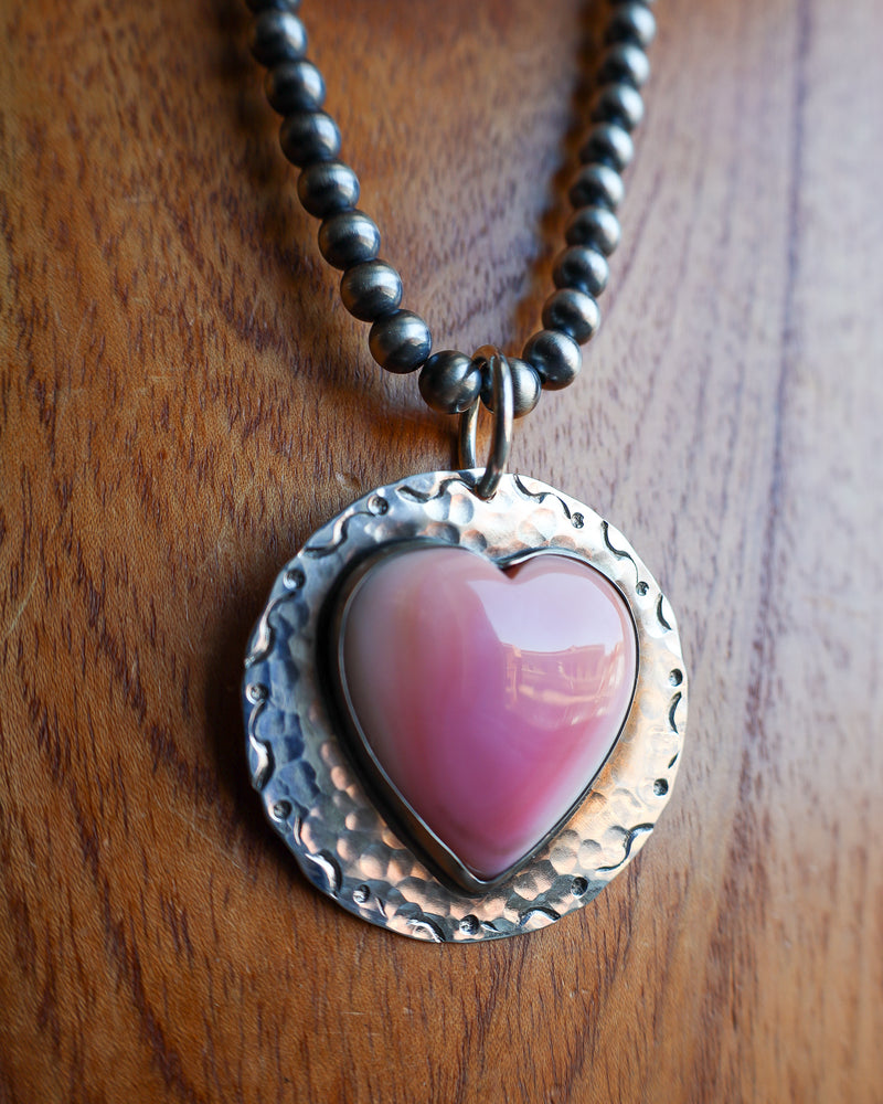 Richard Schmidt Large Pink Conch Heart Round Base Pendant