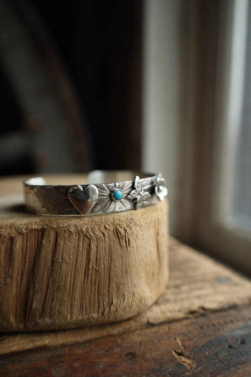 Richard Schmidt Heart Turquoise Butterfly Flower Dragonfly Cuff