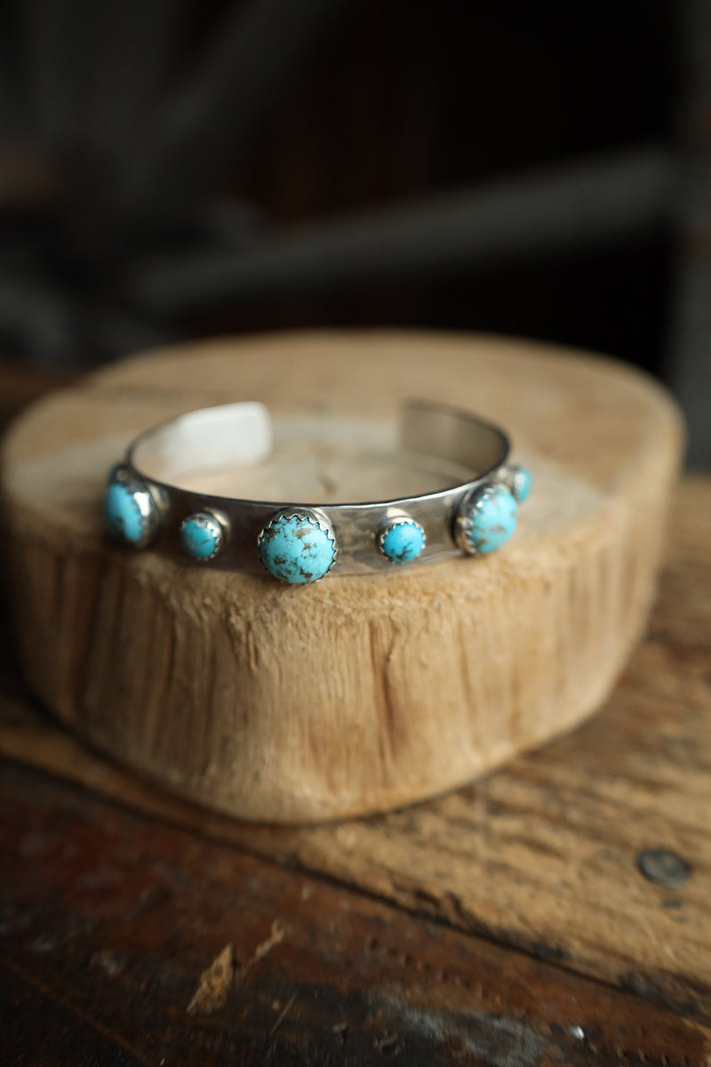 Richard Schmidt 3 Medium Turquoise Rounds 4 Small Rounds Cuff