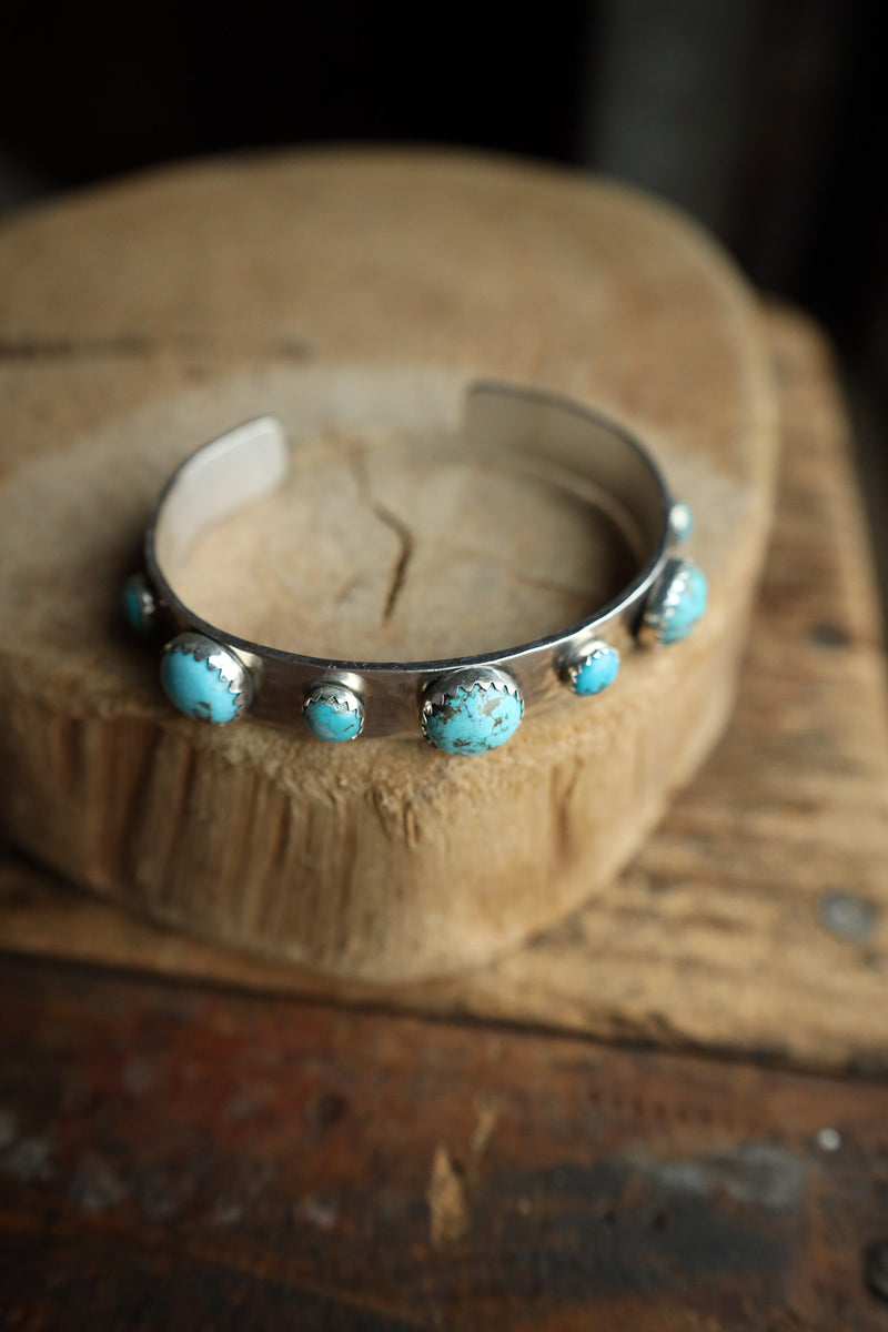 Richard Schmidt 3 Medium Turquoise Rounds 4 Small Rounds Cuff