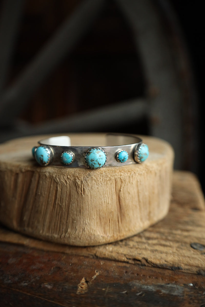 Richard Schmidt 3 Medium Turquoise Rounds 4 Small Rounds Cuff