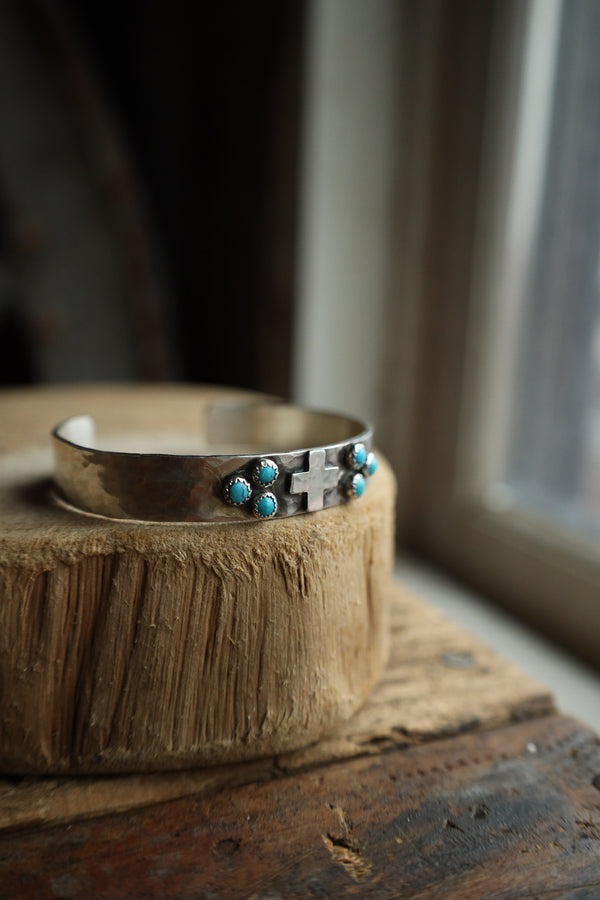 Richard Schmidt Sterling Silver Cross 6 Turquoise Dots Cluster Cuff
