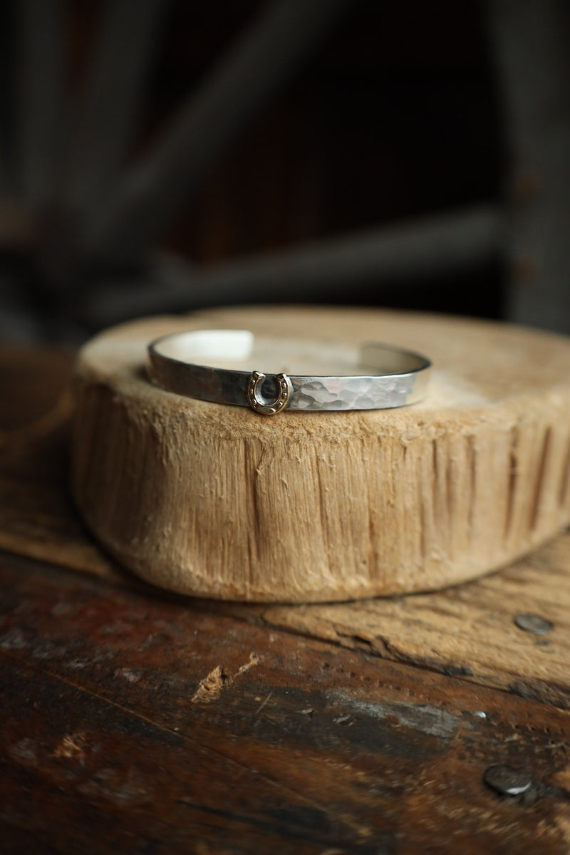 Richard Schmidt 6MM Gold Horseshoe Cuff