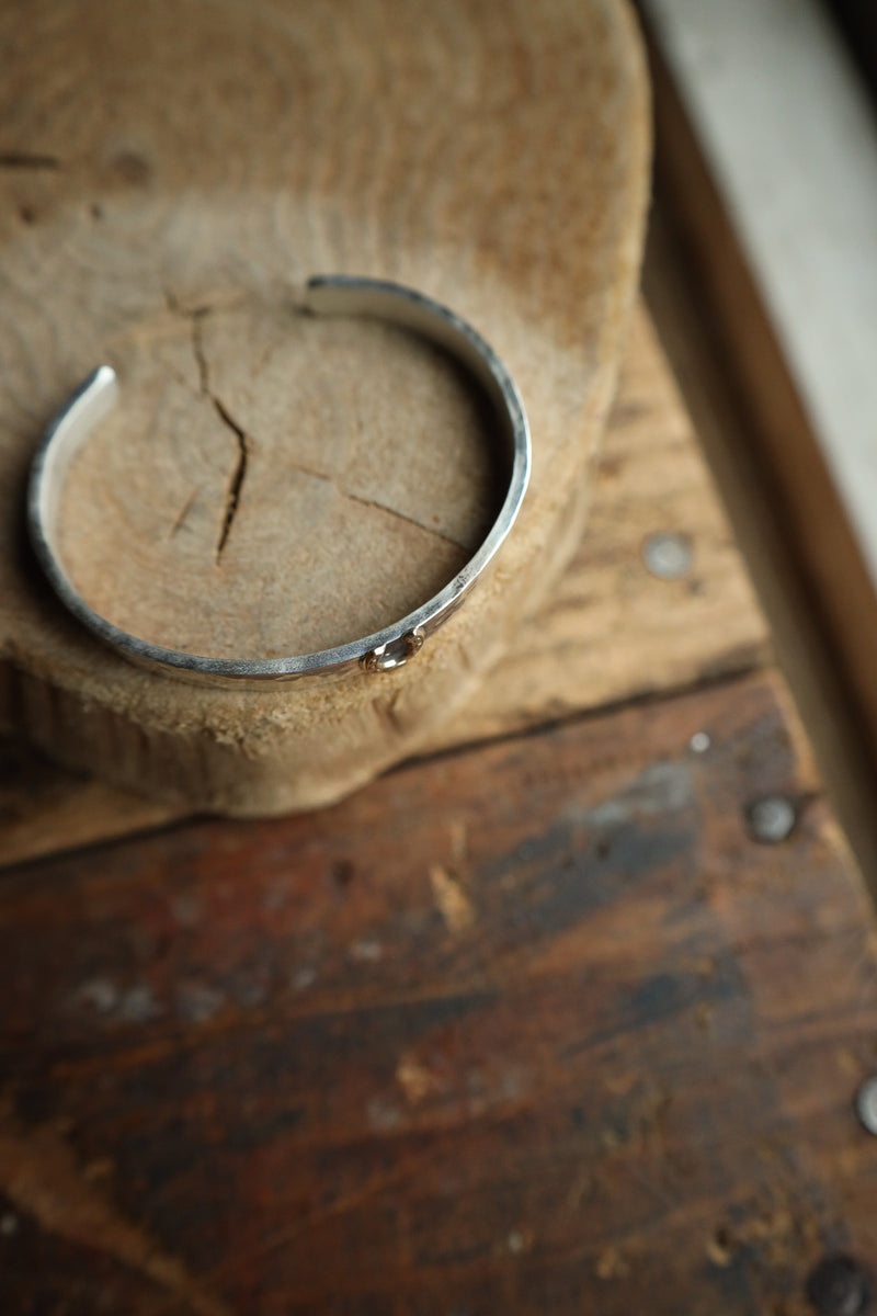 Richard Schmidt 6MM Gold Horseshoe Cuff