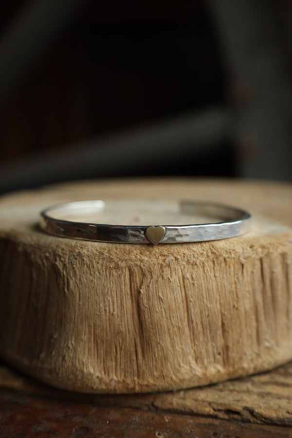 Richard Schmidt Gold Heart 4MM Cuff