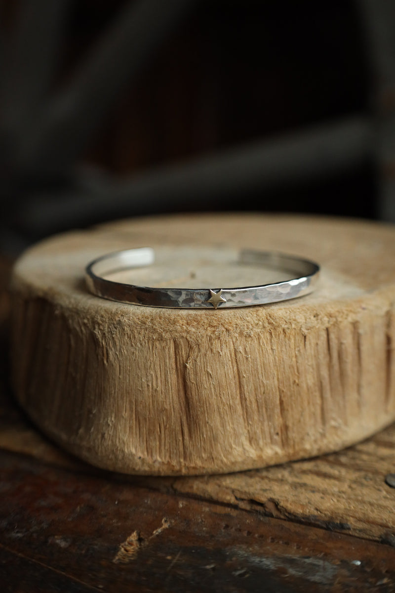 Richard Schmidt 4MM Gold Star Cuff