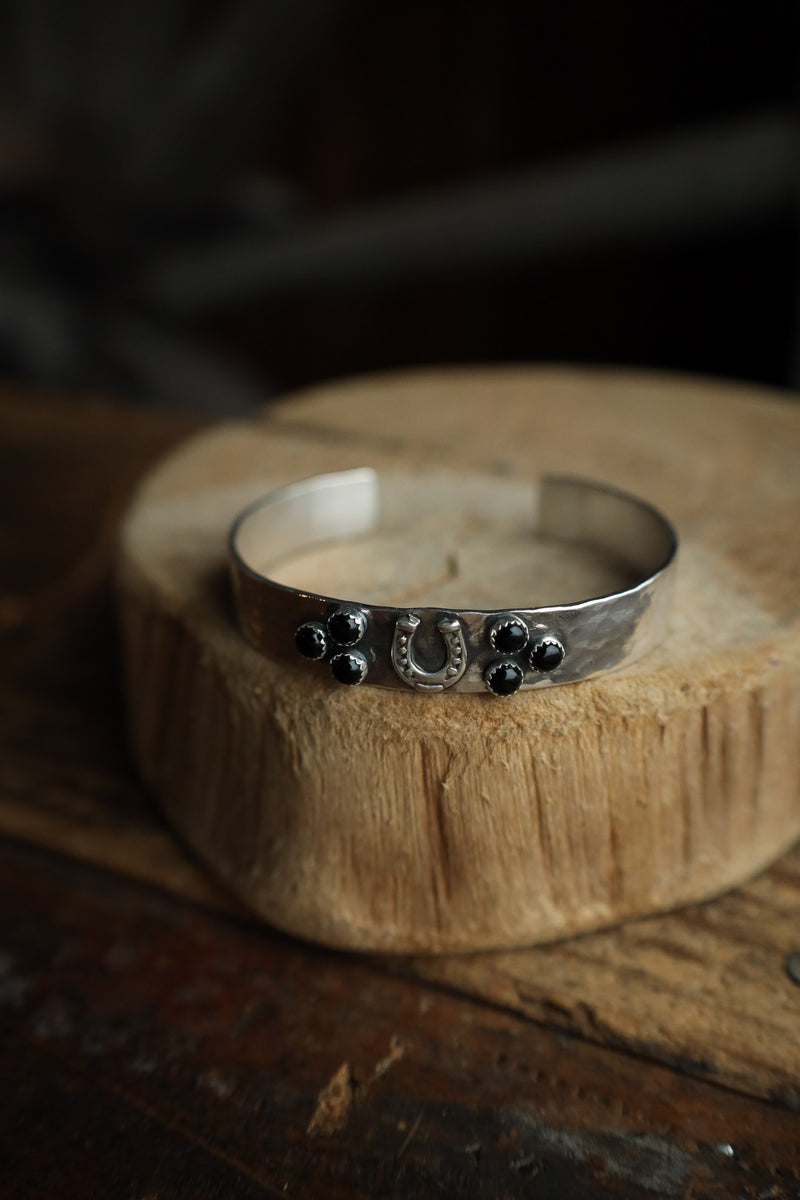 Richard Schmidt Horseshoe 6 Onyx Dots Cluster Cuff