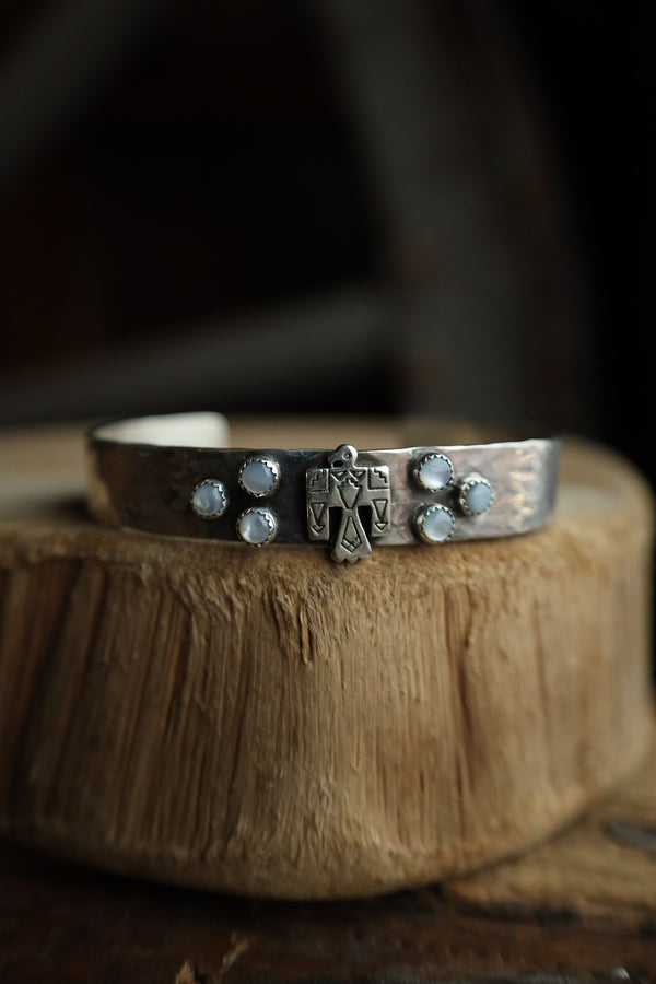 Richard Schmidt Thunderbird 6 Mother of Pearl Dots Cluster Cuff