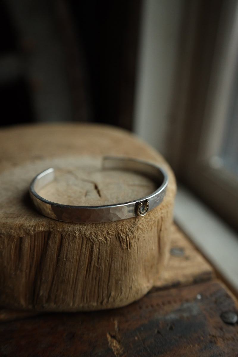 Richard Schmidt Gold Horseshoe 6MM Cuff