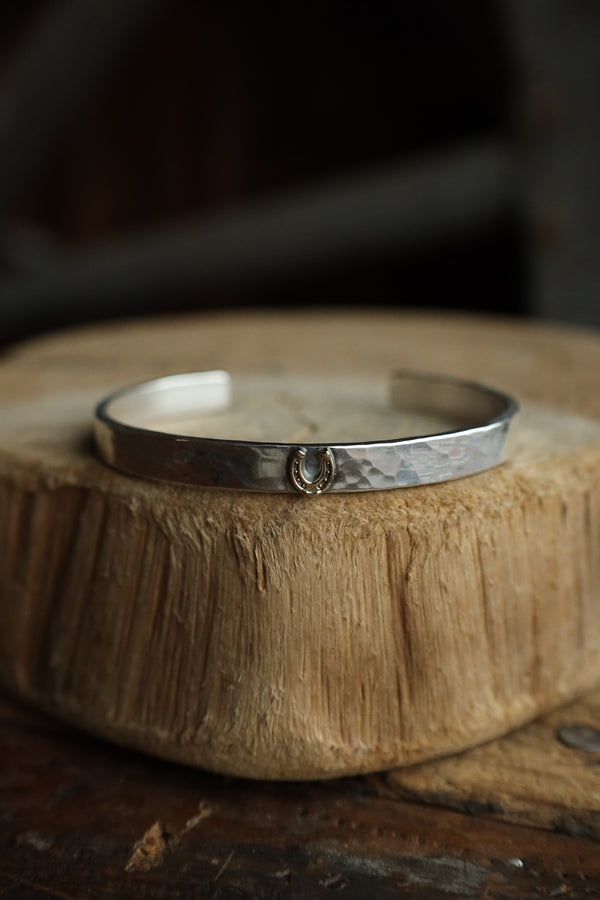 Richard Schmidt Gold Horseshoe 6MM Cuff