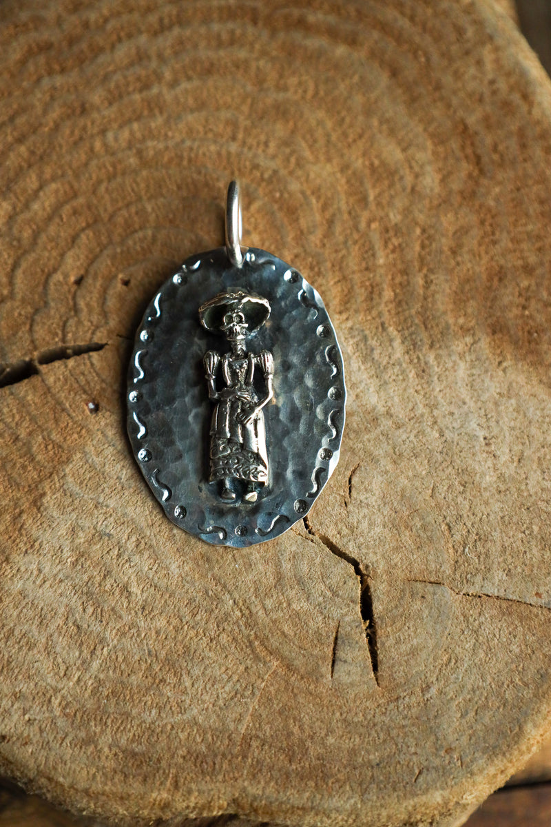 Richard Schmidt Day Of The Dead On Oval Pendant