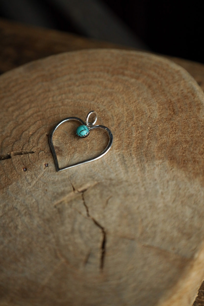 Richard Schmidt Large Open Heart Turquoise Round Pendant